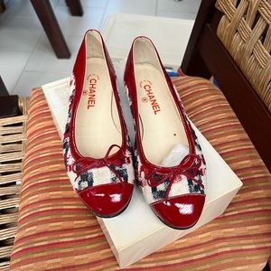Chanel flats